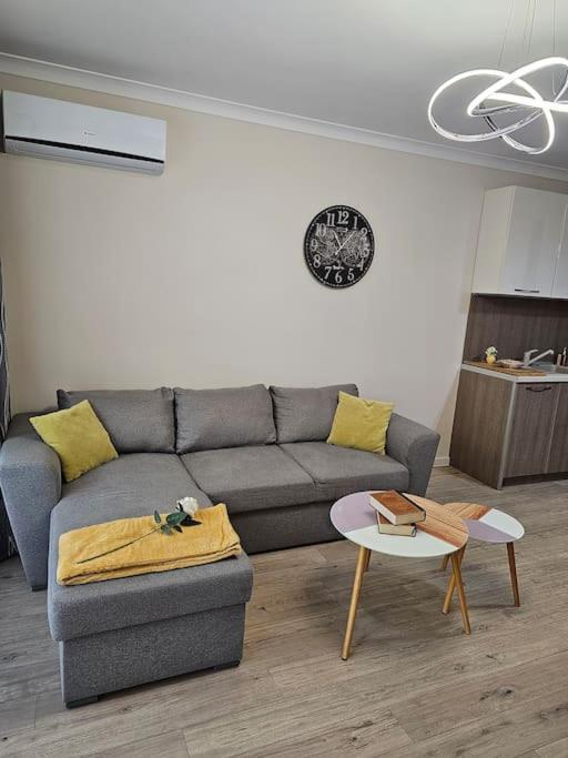 Serenity In The Heart Of Varna With Parking エクステリア 写真